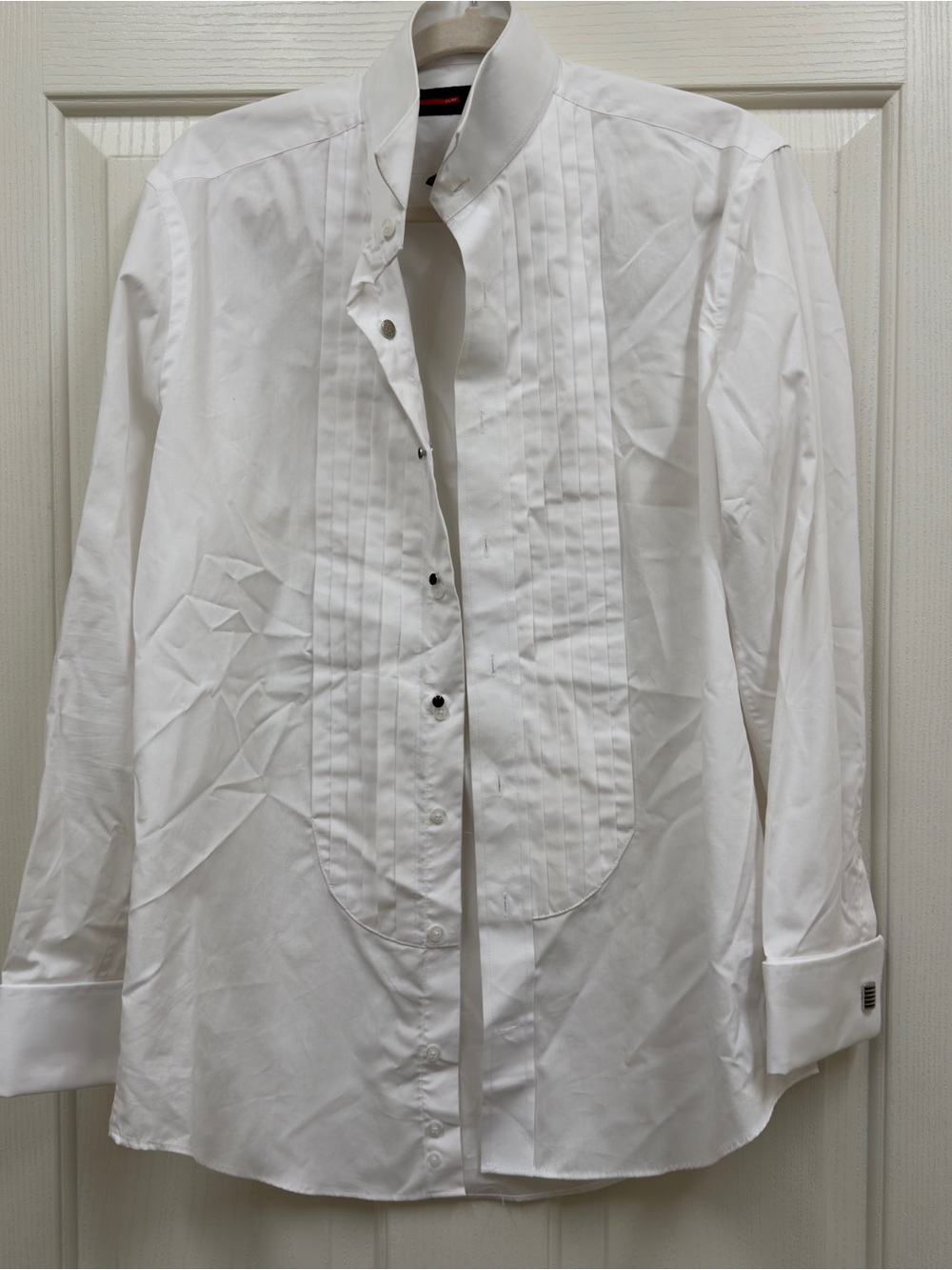 Men's White Pleated Front Dress Shirt - slim Formal Styling with cuff links